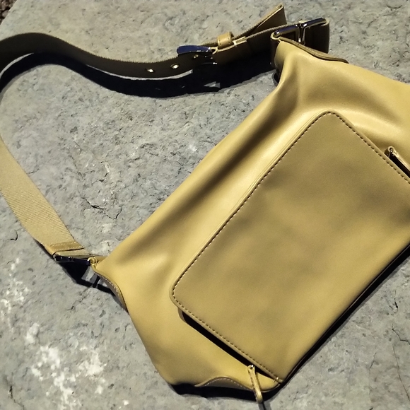 😄😄3for$30😄😄Liz Claiborne satchel purse in Mint condition - Picture 7 of 8